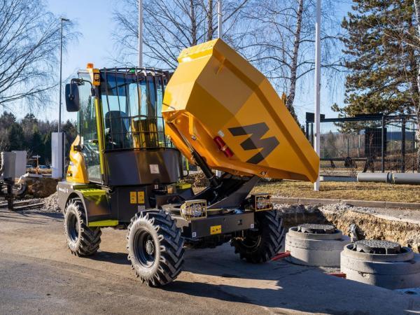 Who Created The First Modern Dump Truck?