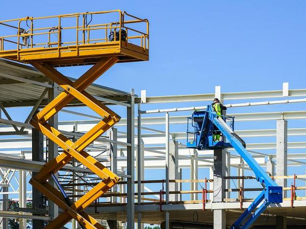 What License Do You Need In Order To Operate A Scissor Lift?