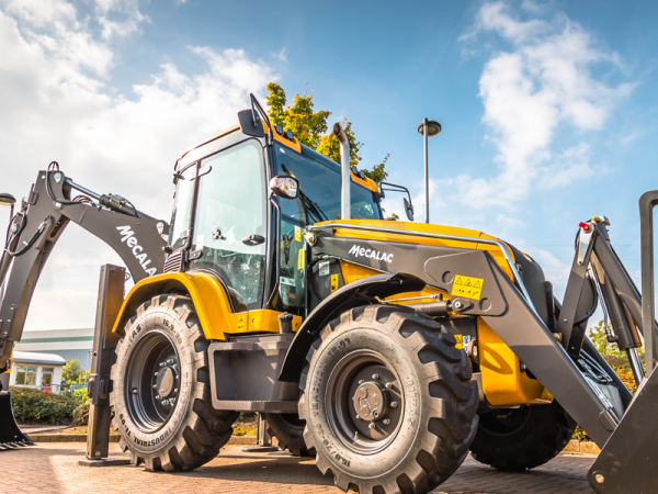 Mecalac Backhoe Loaders - Sideshift