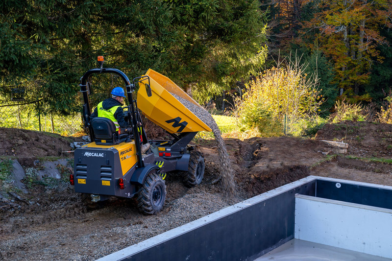 MECALAC-TA2S Sleator Plant 4
